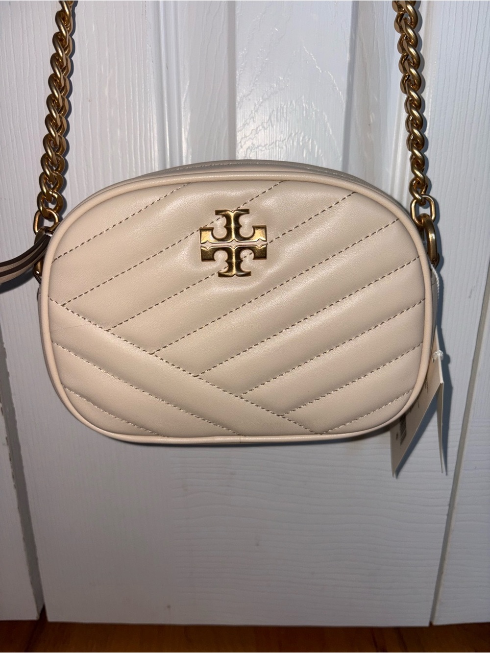 Tory Burch Quilted Camera Crossbody in Cream with Gold Hardware